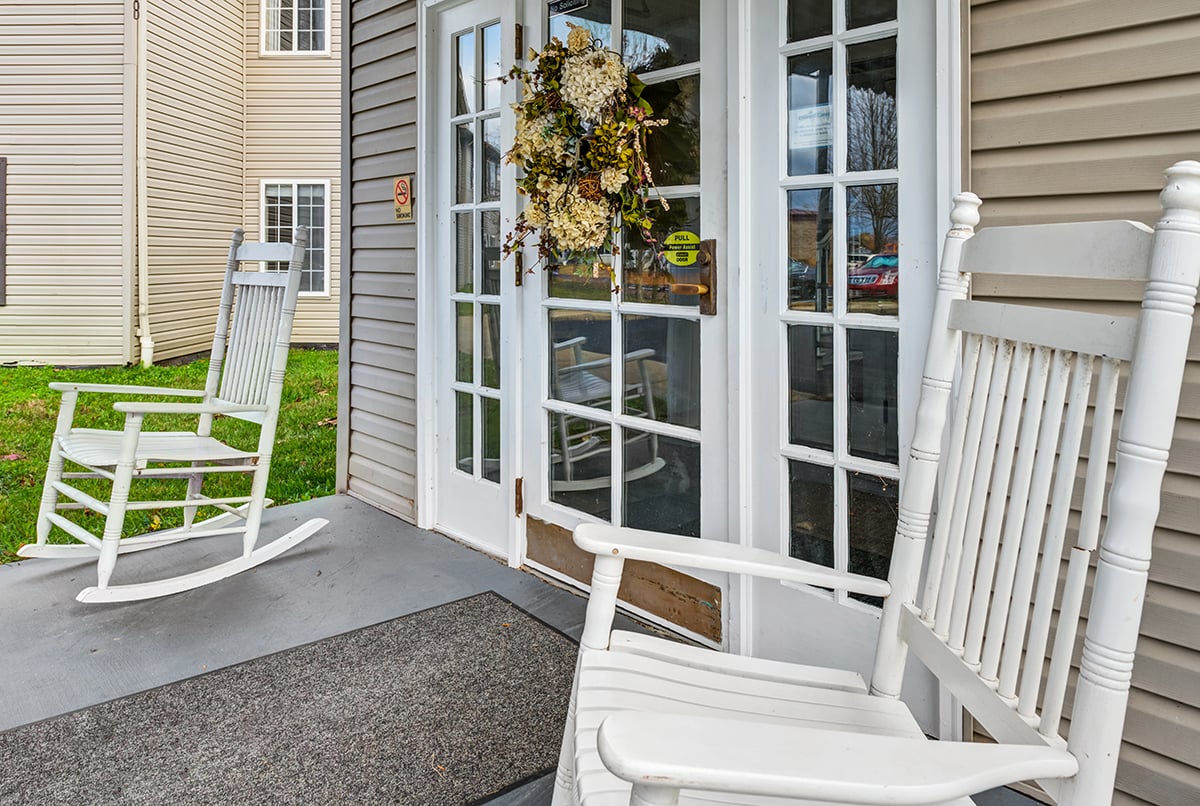 2_Porch-Jun-19-2023-05-29-02-8548-AM