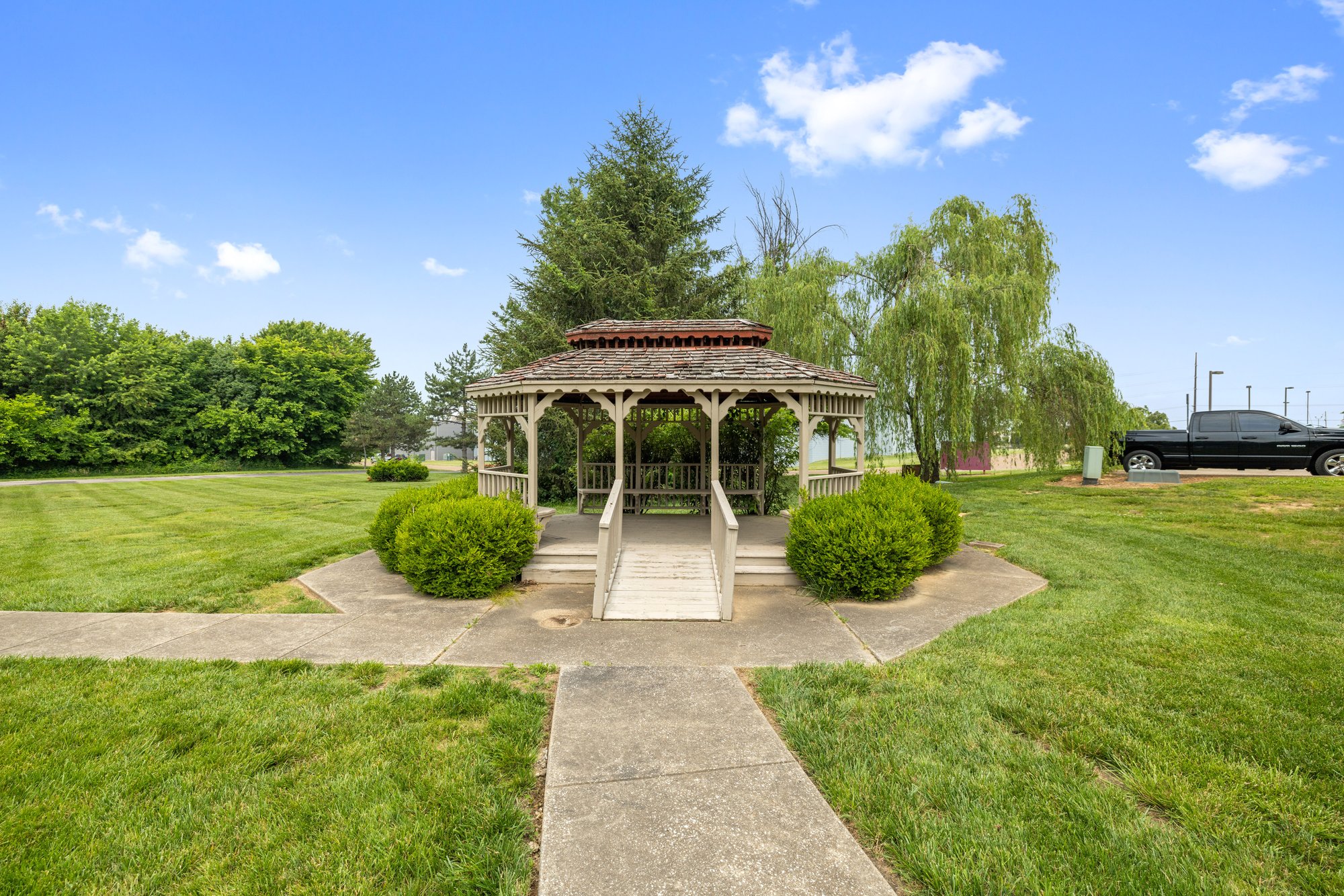BOPL_AL_gazebo_018
