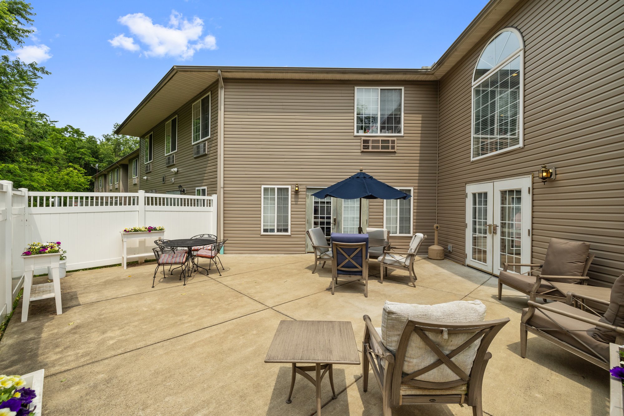 BOPL_AL_patio_019